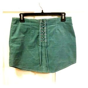 Forever 21 women’s Corduroy skirt size medium